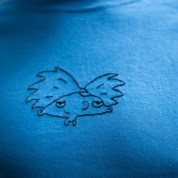 Embroidered Y2K t shirt - Picture 2 of 5